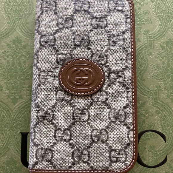 NWT GUCCI GG folio iPhone 15 Case wallet - Picture 1 of 8